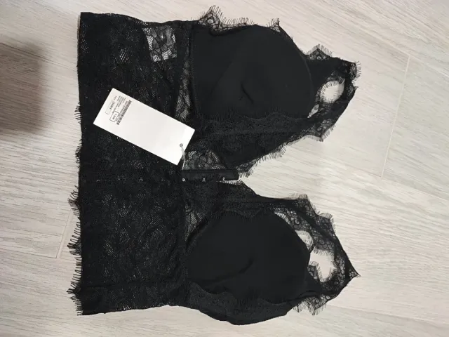 Top lencería encaje negro