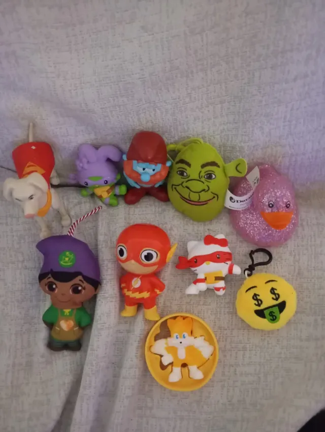 Lote de juguetes varios