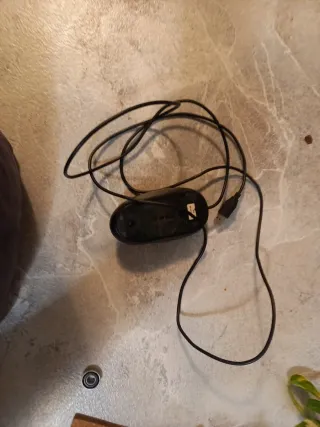 Notebook Asus bianco funzionante + mouse