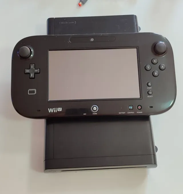 NINTENDO Wii U 32GB Negra