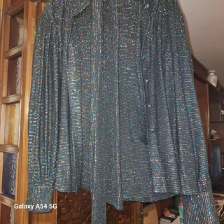 Blusa vintage brillante