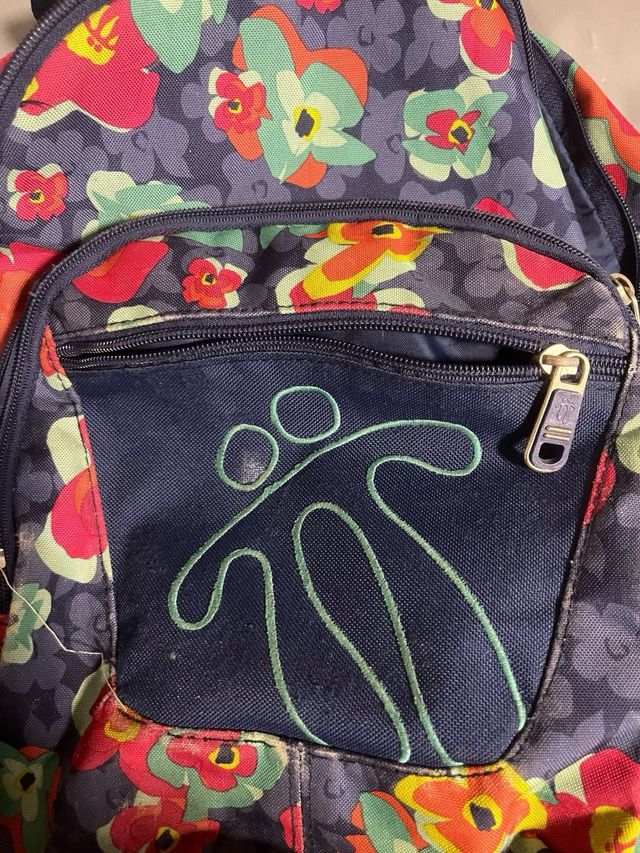 Mochila escolar floral totto