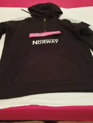 Sudadera Expediciones Norway Negra y Rosa