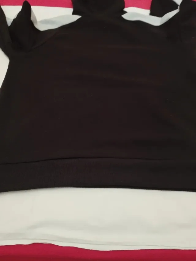 Sudadera Expediciones Norway Negra y Rosa