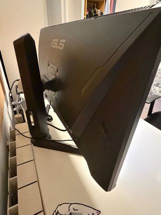 Monitor ASUS TUF Gaming VG28U 4K 144Hz HDR HDMI