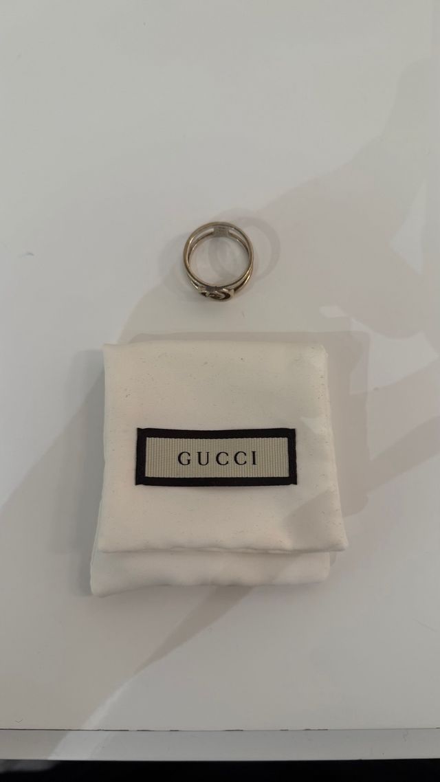 Anillo Gucci 