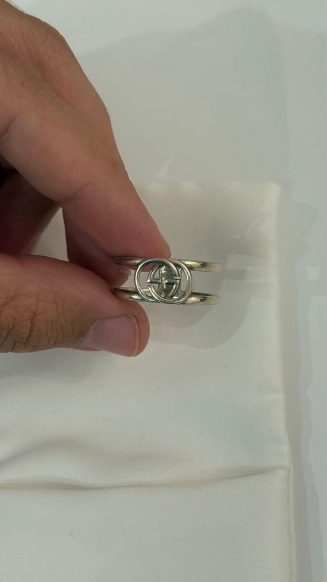 Anillo Gucci 