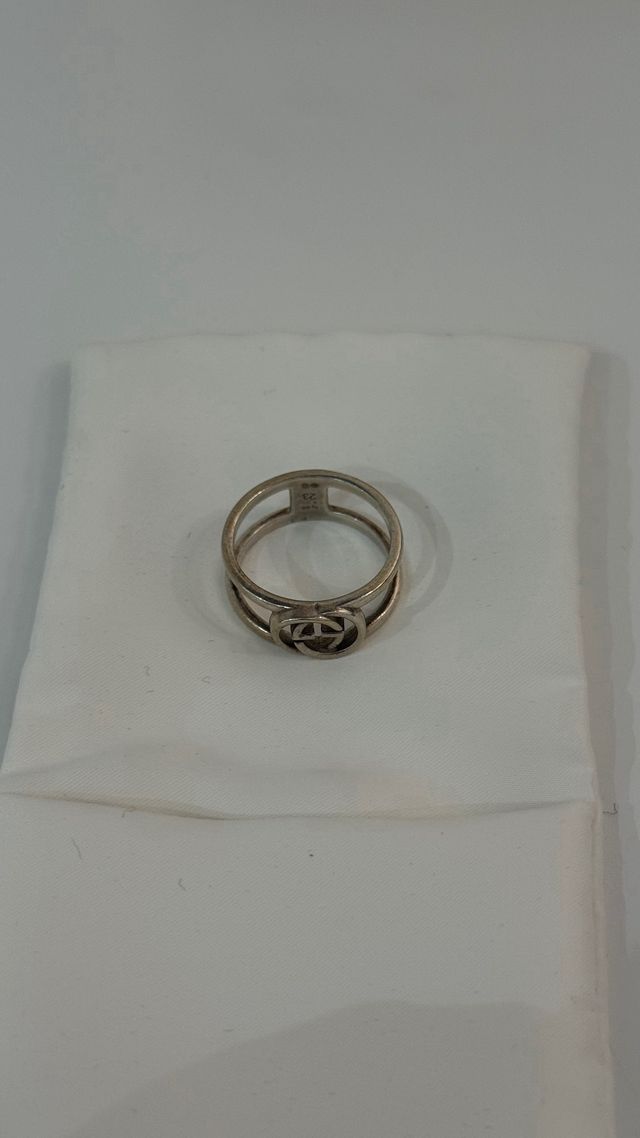 Anillo Gucci 