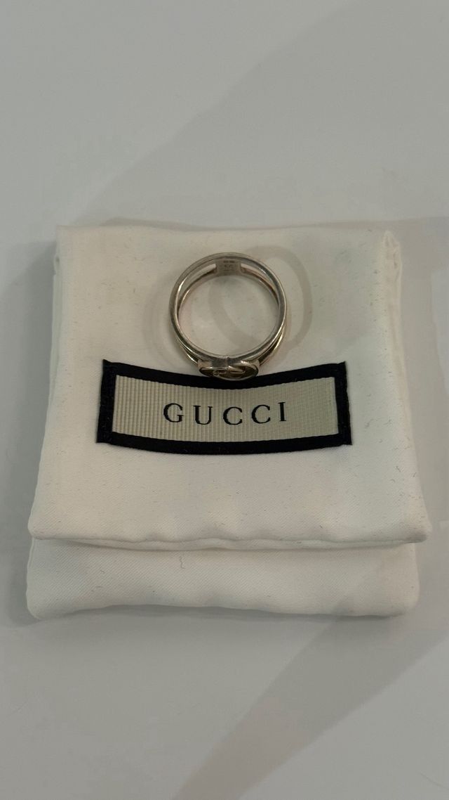 Anillo Gucci 