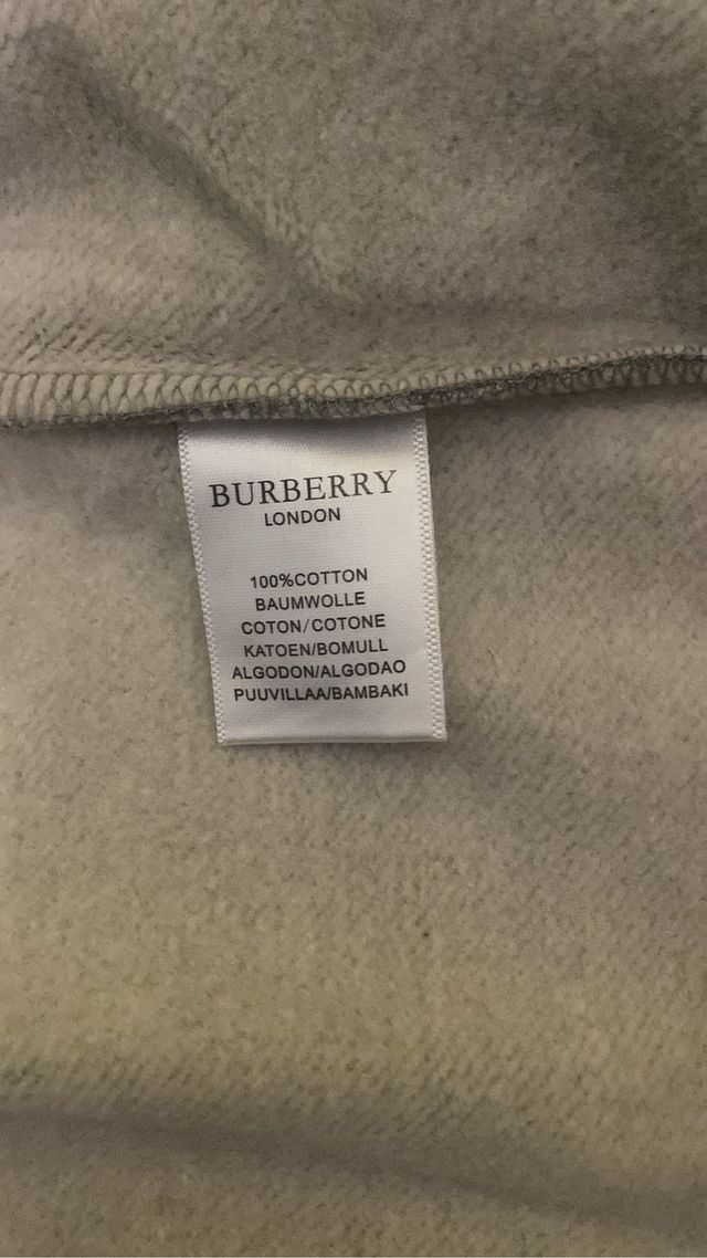 Sudadera Burberry Gris con Capucha