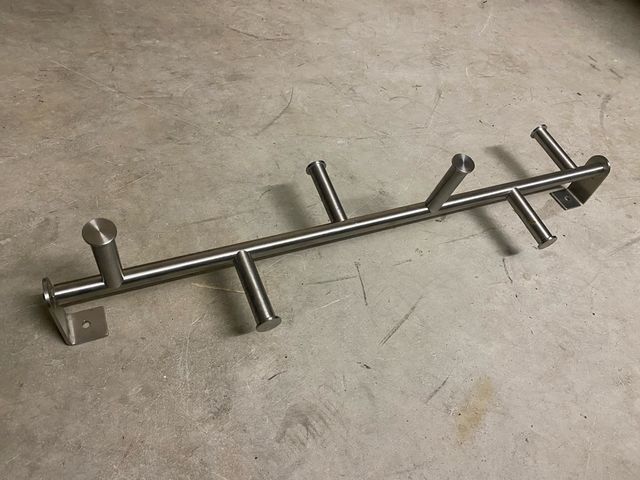 Perchero pared IKEA GRUNDTAL metálico 70cm