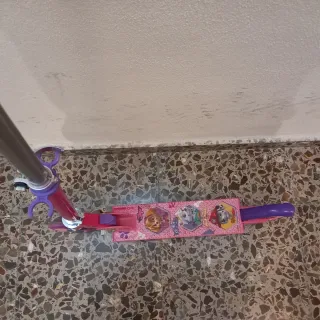 Patinete Patrulla Canina infantil