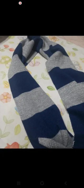 Sciarpa donna blu e argento