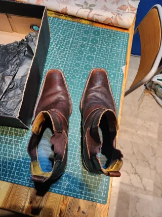 Botines de piel marrones