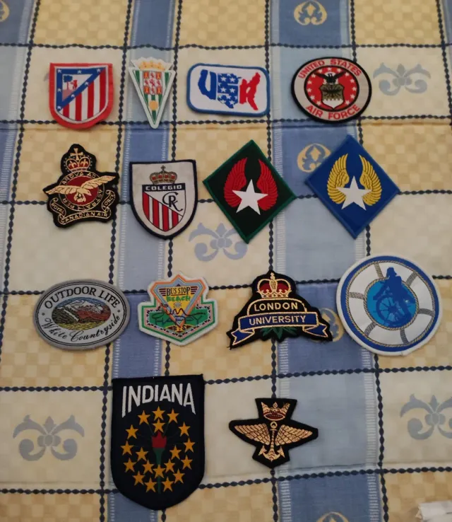 Pezzi ricamati in vendita