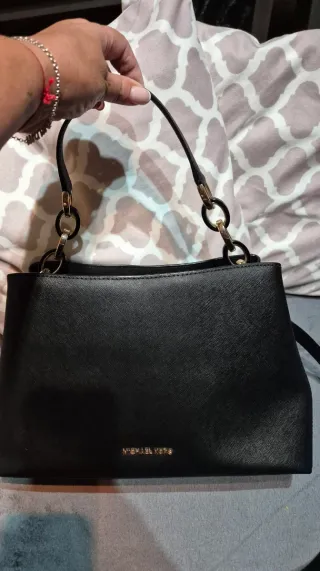 Bolso Michael Kors Negro y Dorado