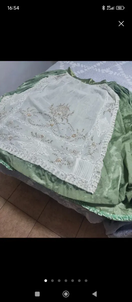 Traje de Fallera Verde y Blanco