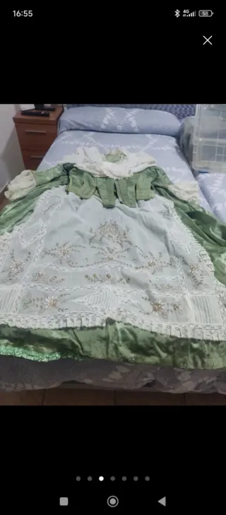 Traje de Fallera Verde y Blanco