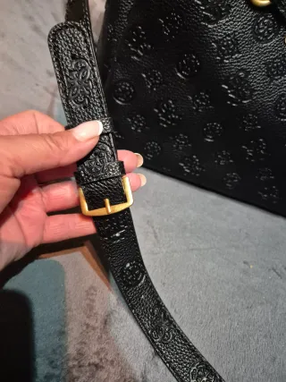 Bolso Guess Negro Nuevo