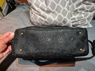 Bolso Guess Negro Nuevo