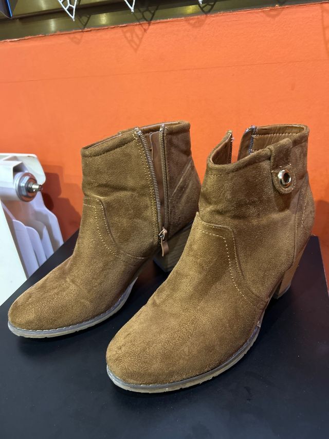 Botines camel Talla 37