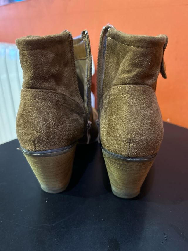 Botines camel Talla 37