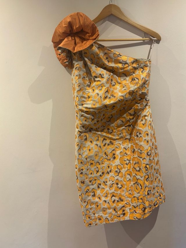 Vestido Carolina Herrera Oro y Naranja