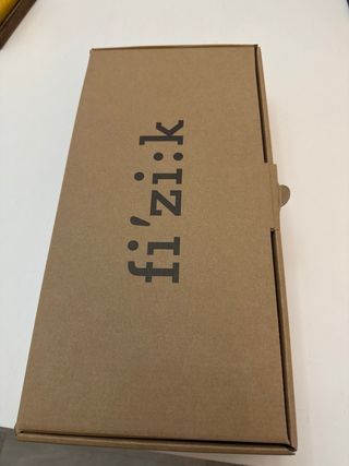 Sillín Fizik Aeris SD R1 Carbon