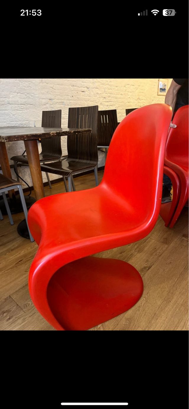 Sillas Panton Rojas (Plástico)