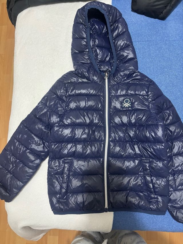 Plumas niño azul marino Benetton