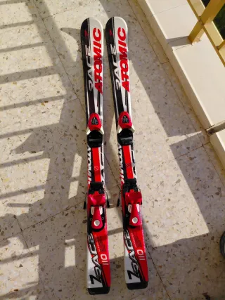 Esquís Atomic Race Aerospeed 110cm Niños