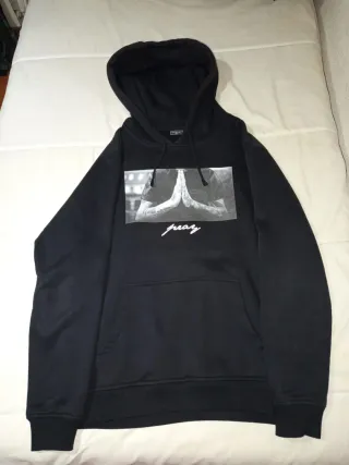 Sudadera Prey Negra con Estampado