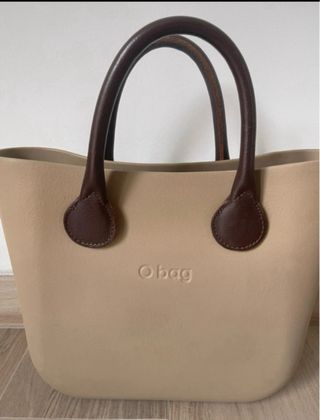 Borsa O bag beige con manici marroni