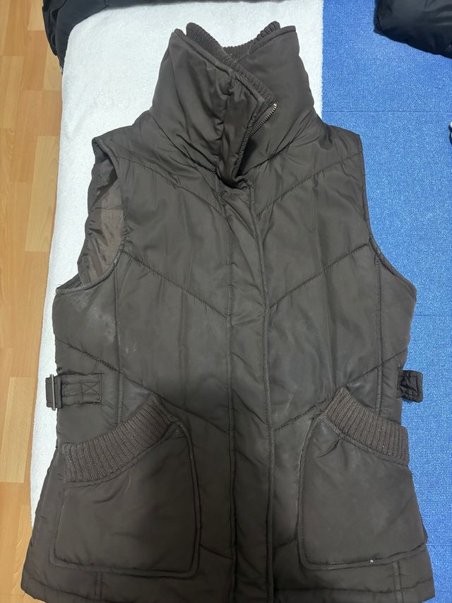 Chaleco acolchado marrón oscuro Talla L