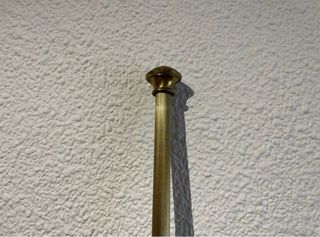 Barra cortina dorada metal 1,86