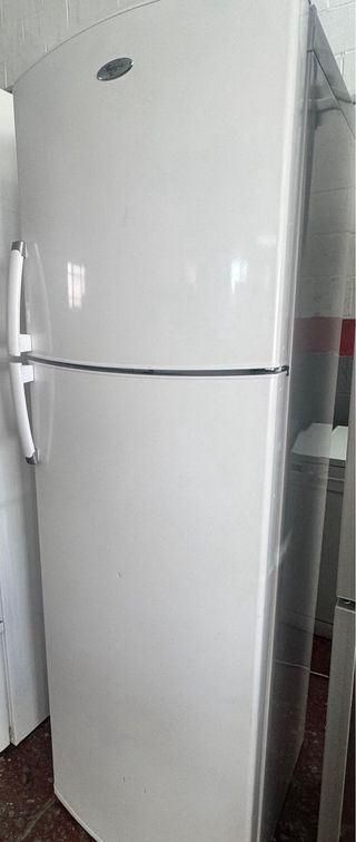 FRIGORÍFICO DE DOS PUERTAS MARCA WHIRPOOL NO FROST