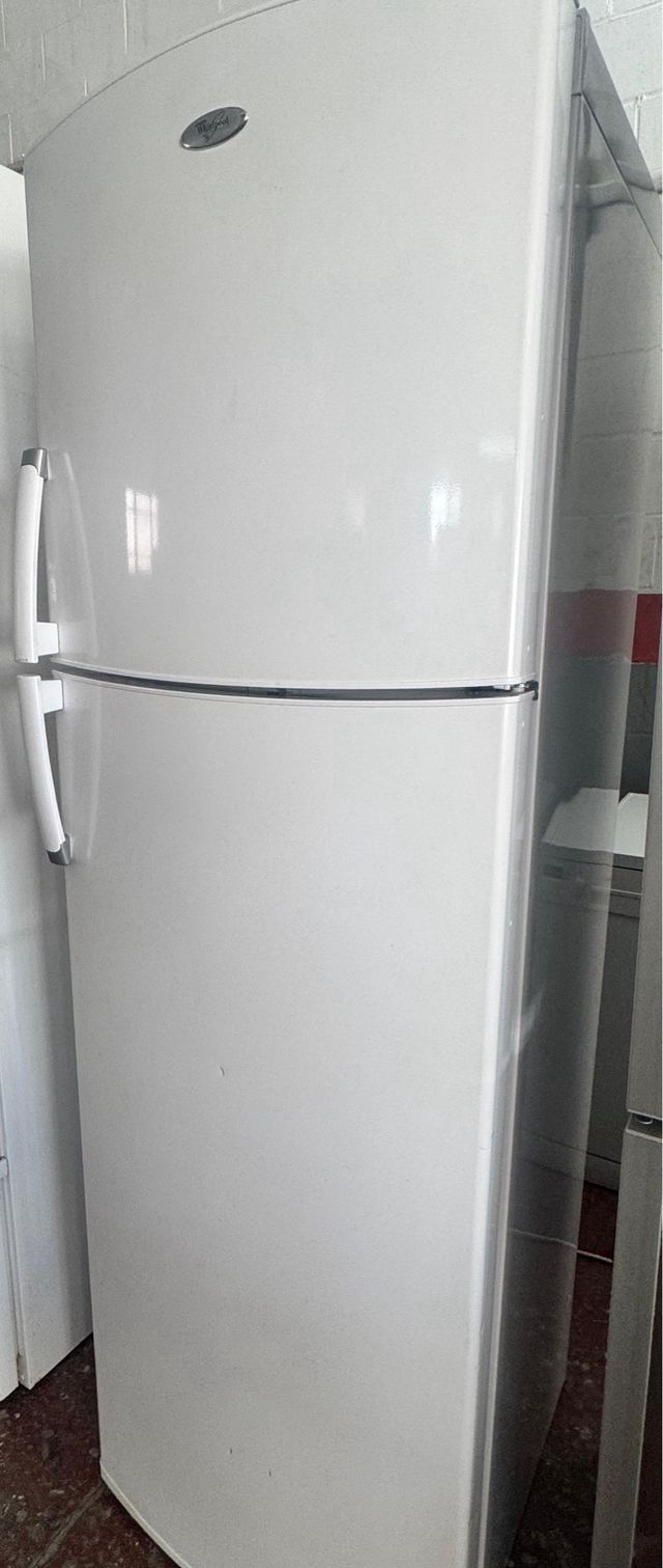 FRIGORÍFICO DE DOS PUERTAS MARCA WHIRPOOL NO FROST
