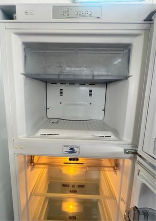 FRIGORÍFICO DE DOS PUERTAS MARCA WHIRPOOL NO FROST