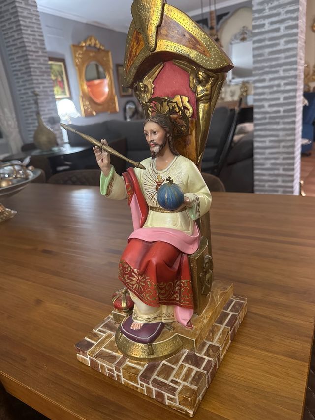 Sagrado Corazón de Jesús sentado