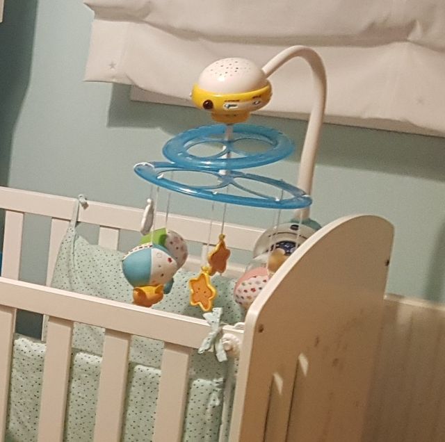 Carrusel movíl Proyector VTech Baby Luces y Sonido