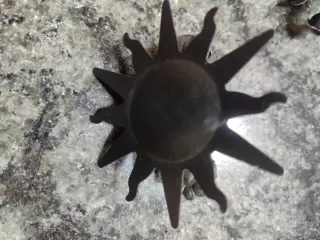 20 pinze decorative a forma di sole in ferro