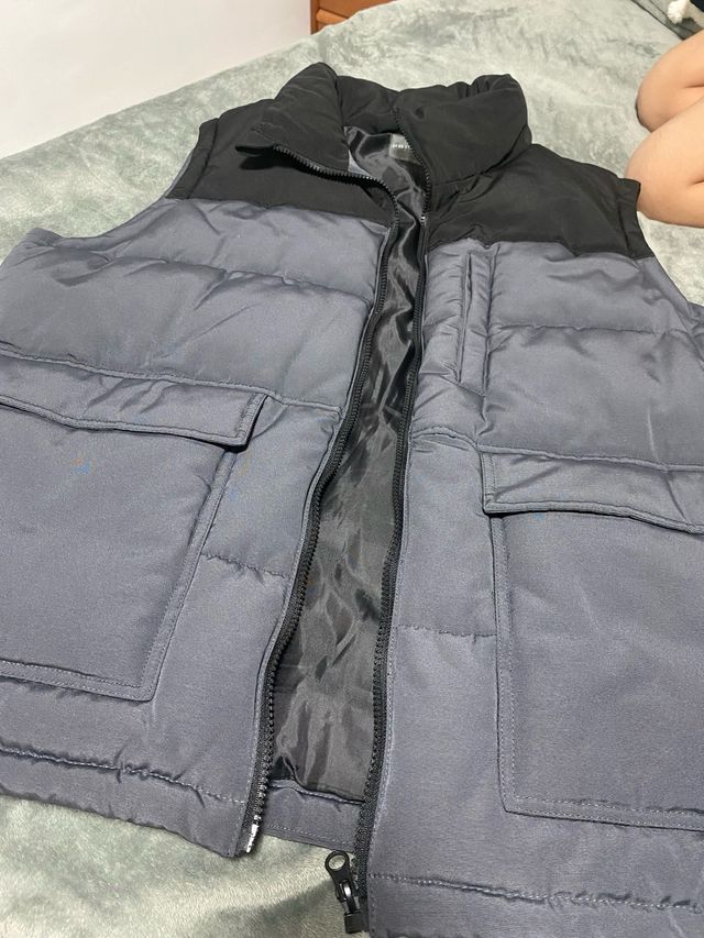 Chaleco acolchado hombre negro y gris