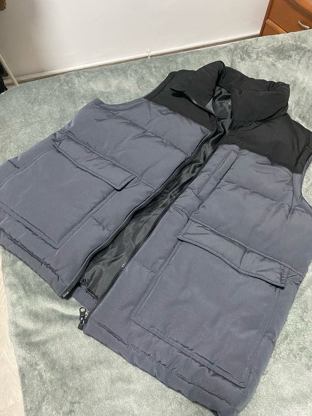 Chaleco acolchado hombre negro y gris