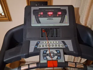 CHOLLAZO!!!!Cinta de Correr BH Fitness