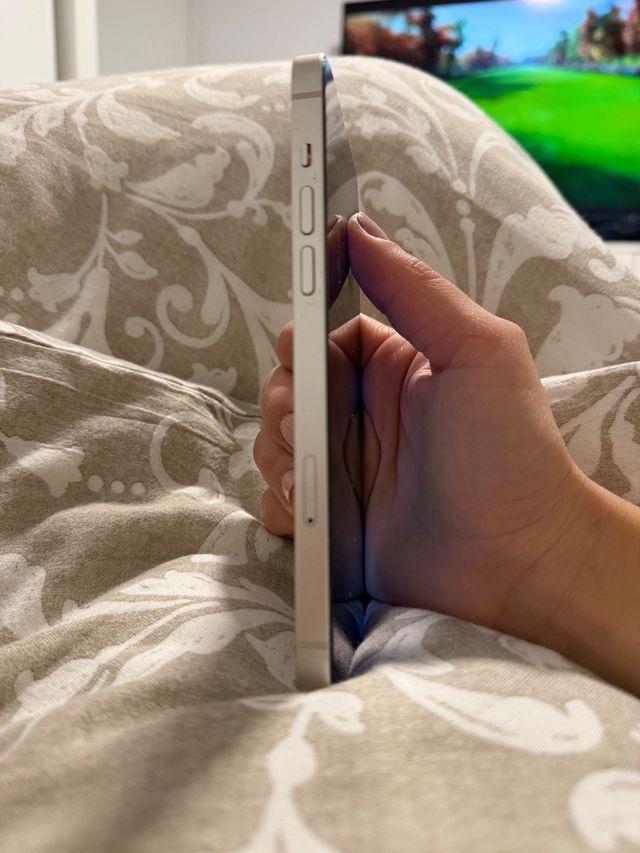 iPhone 14 Plus Apple