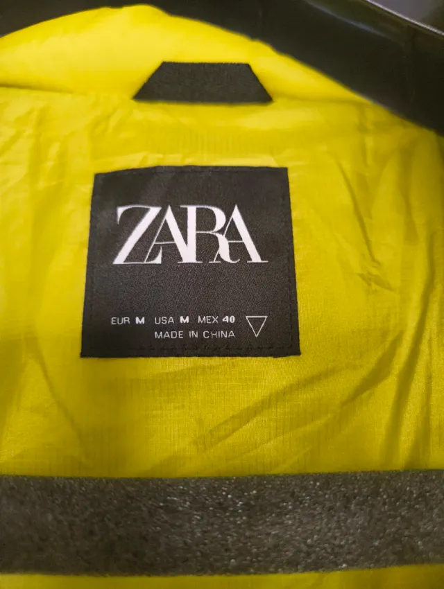 Plumífero hombre verde/amarillo