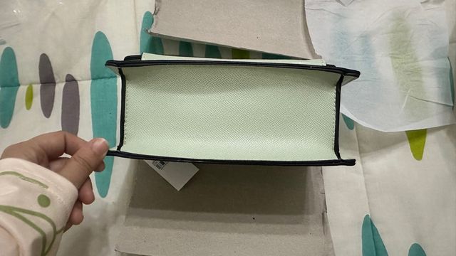 Bolso bandolera semirrígido verde