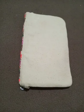 Bolso étnico multicolor con abalorios