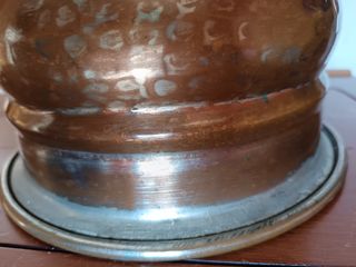 Vaso/fioriera di rame martellato