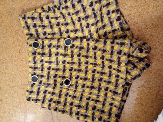 Traje Zara Chaqueta y Short Cuadros. Sin usar